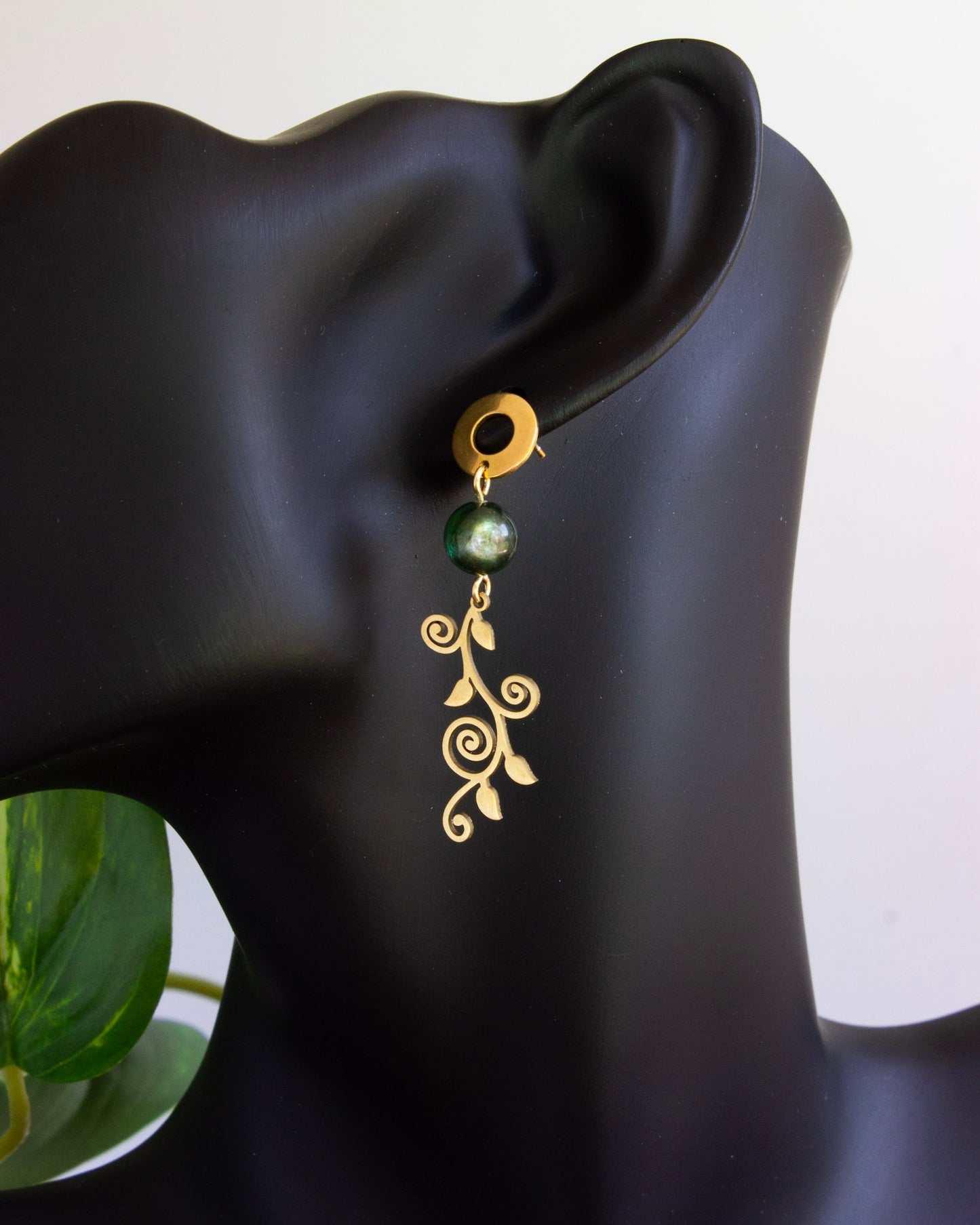 Ohrstecker Floral | Lepidolith | Gold | Edelstahl | OS051