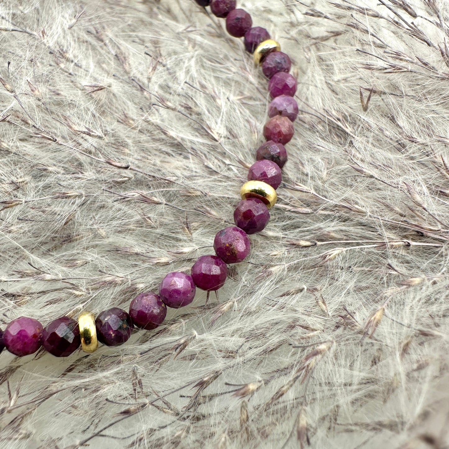 Armband Rubin (AE056)