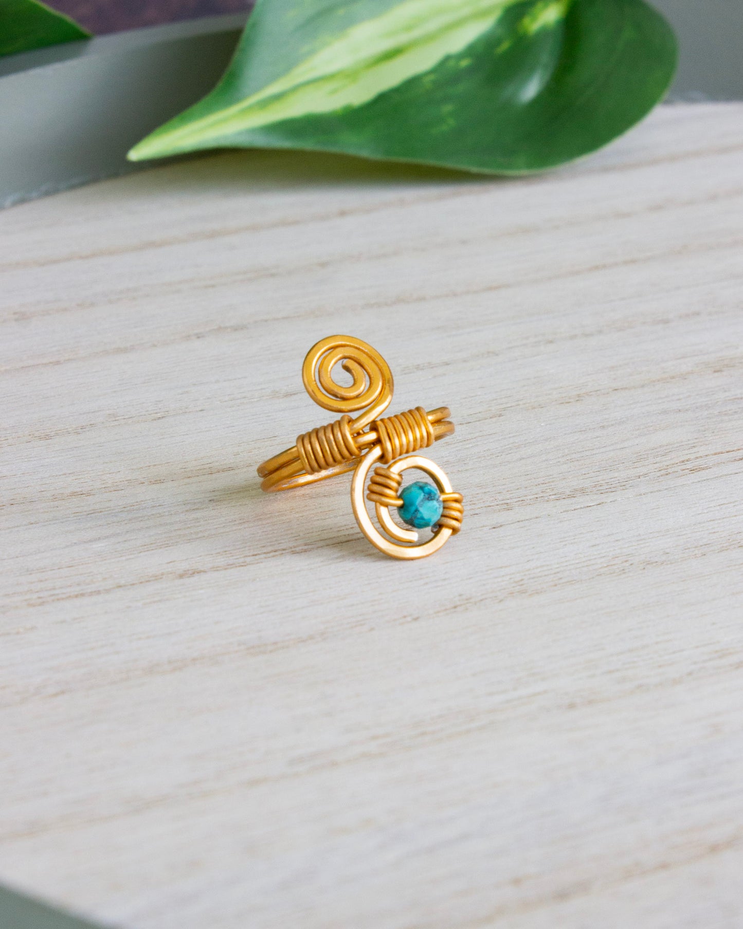 Ring aus Aluminiumdraht | Chrysokoll | Gold | RD001