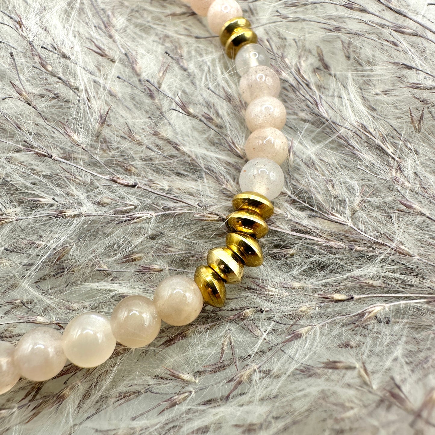 Armband Mondstein