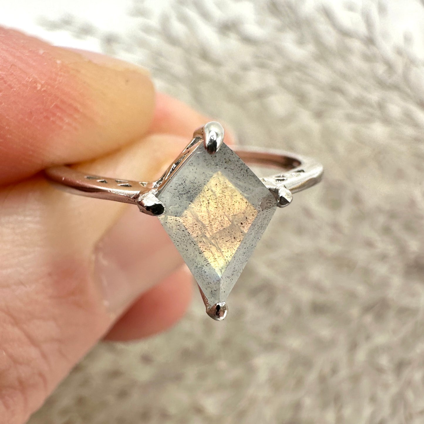 Labradorit Ring 19LD