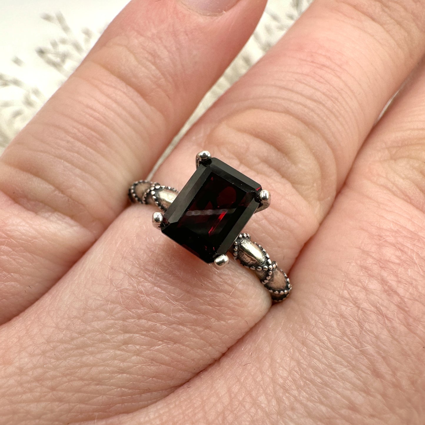 Granat Ring 24GR